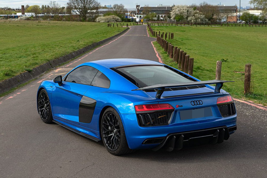 Audi R8 Carbon Fiber Side Skirts - JL Motoring