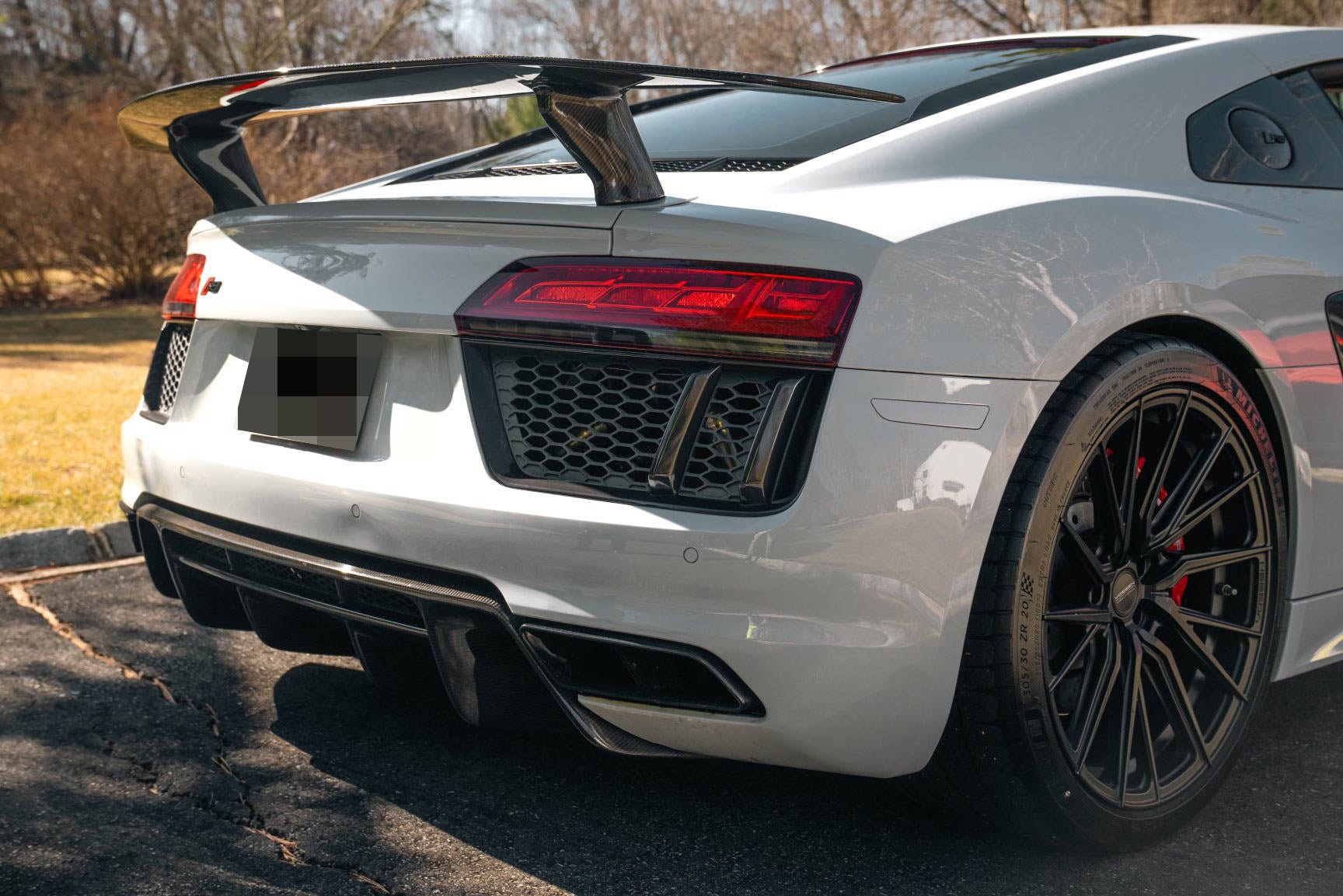 Audi R8 Carbon Fiber Trunk Spoiler - JL Motoring