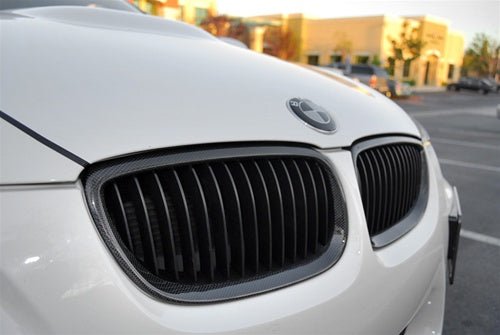 BMW E9X M3 E92 E93 328 338 Carbon Fiber Front Grilles - JL Motoring