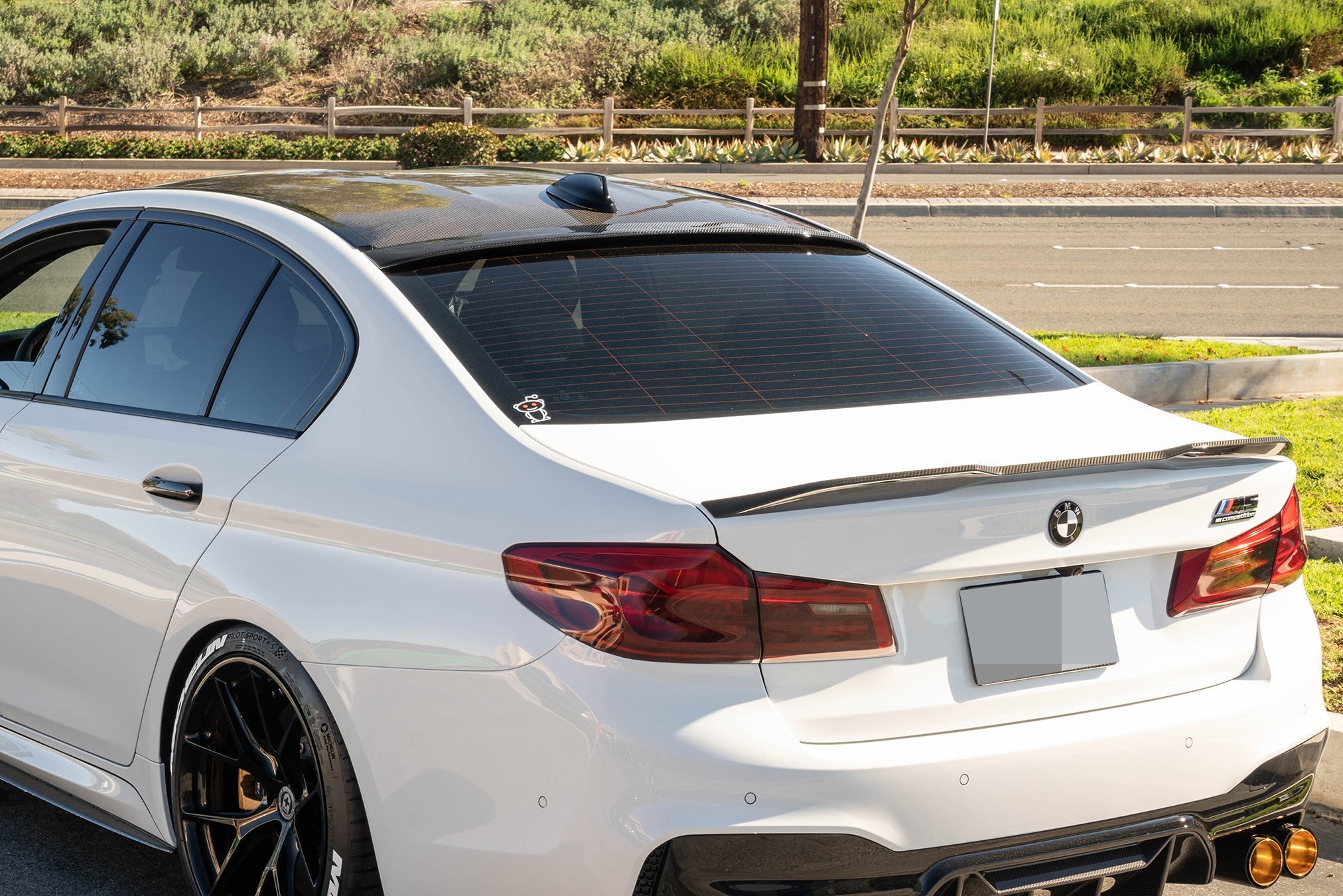 BMW F90 M5 G30 5 Series Carbon Fiber Roof Spoiler - JL Motoring