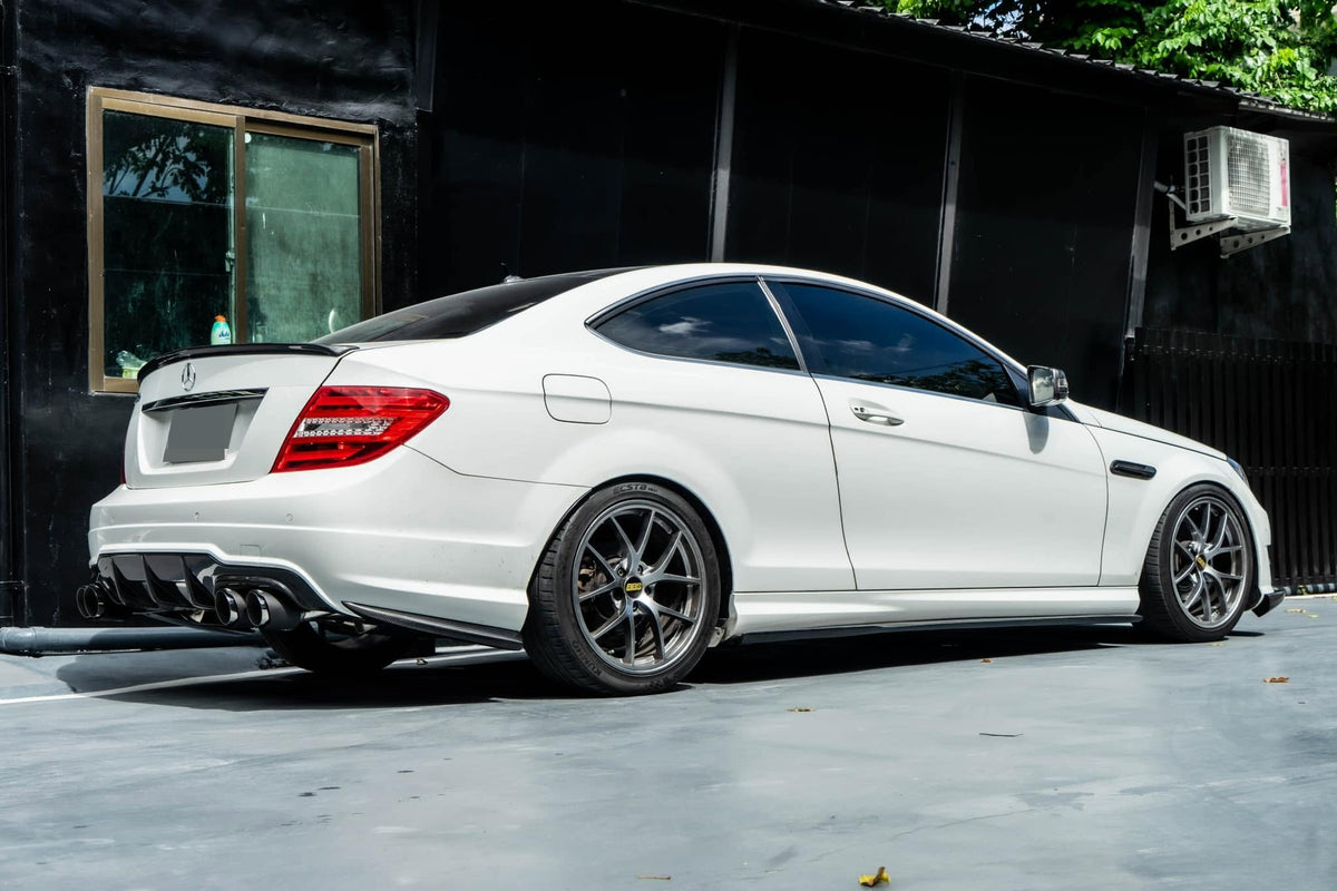 Mercedes Benz W204 C63 2012+ Carbon Fiber Rear Diffuser - JL Motoring