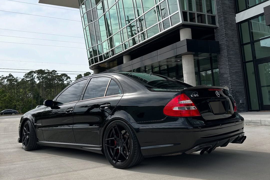 Mercedes W211 E Class DTM Carbon Fiber Trunk Spoiler - JL Motoring