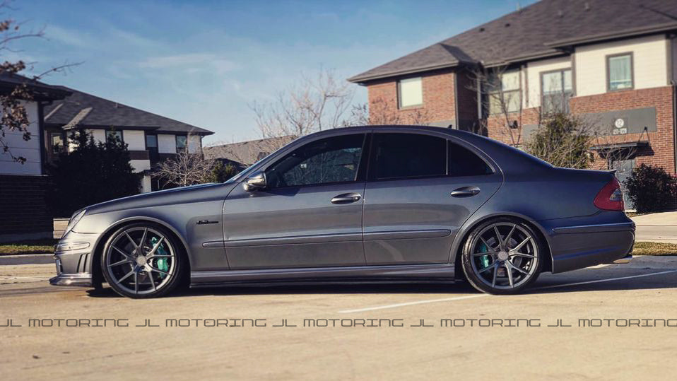 Mercedes Benz W211 E55 E63 AMG Carbon Fiber Side Skirts