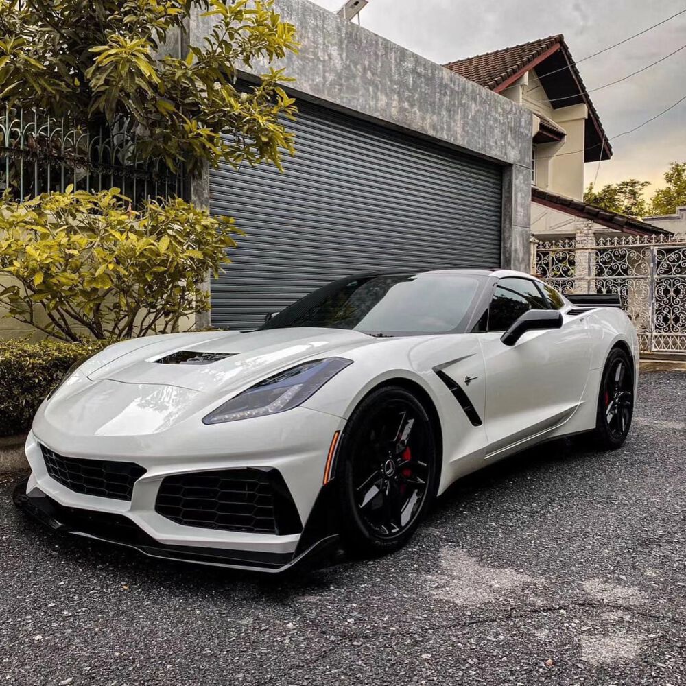C7 Corvette Bumper Conversion: Upgrading to the Aggressive ZR1-Style Front End - JL Motoring