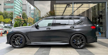 BMW G07 X7 M Sport Side Skirts - JL Motoring