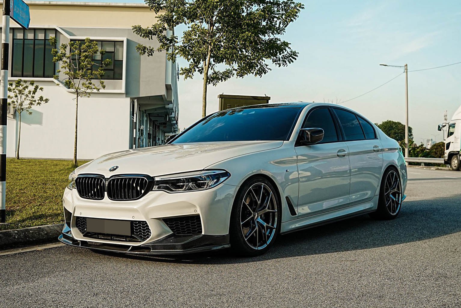 BMW G30 3D Carbon Fiber Front Lip (G30 M5 Style Front Bumper) - JL Motoring