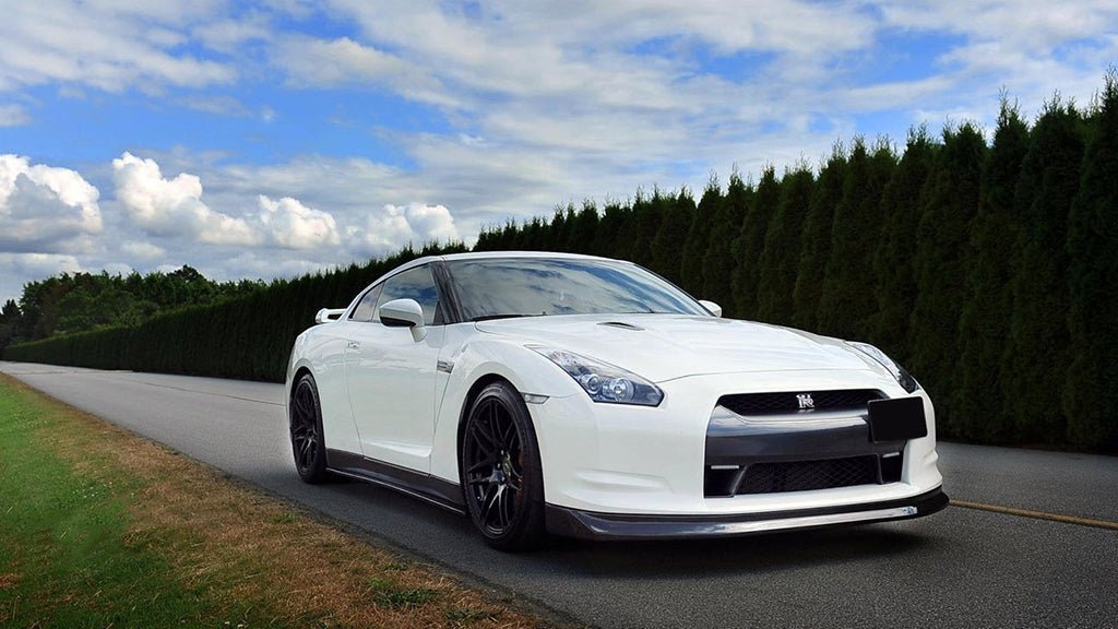 Nissan R35 GTR Carbon Fiber Side Skirts - JL Motoring
