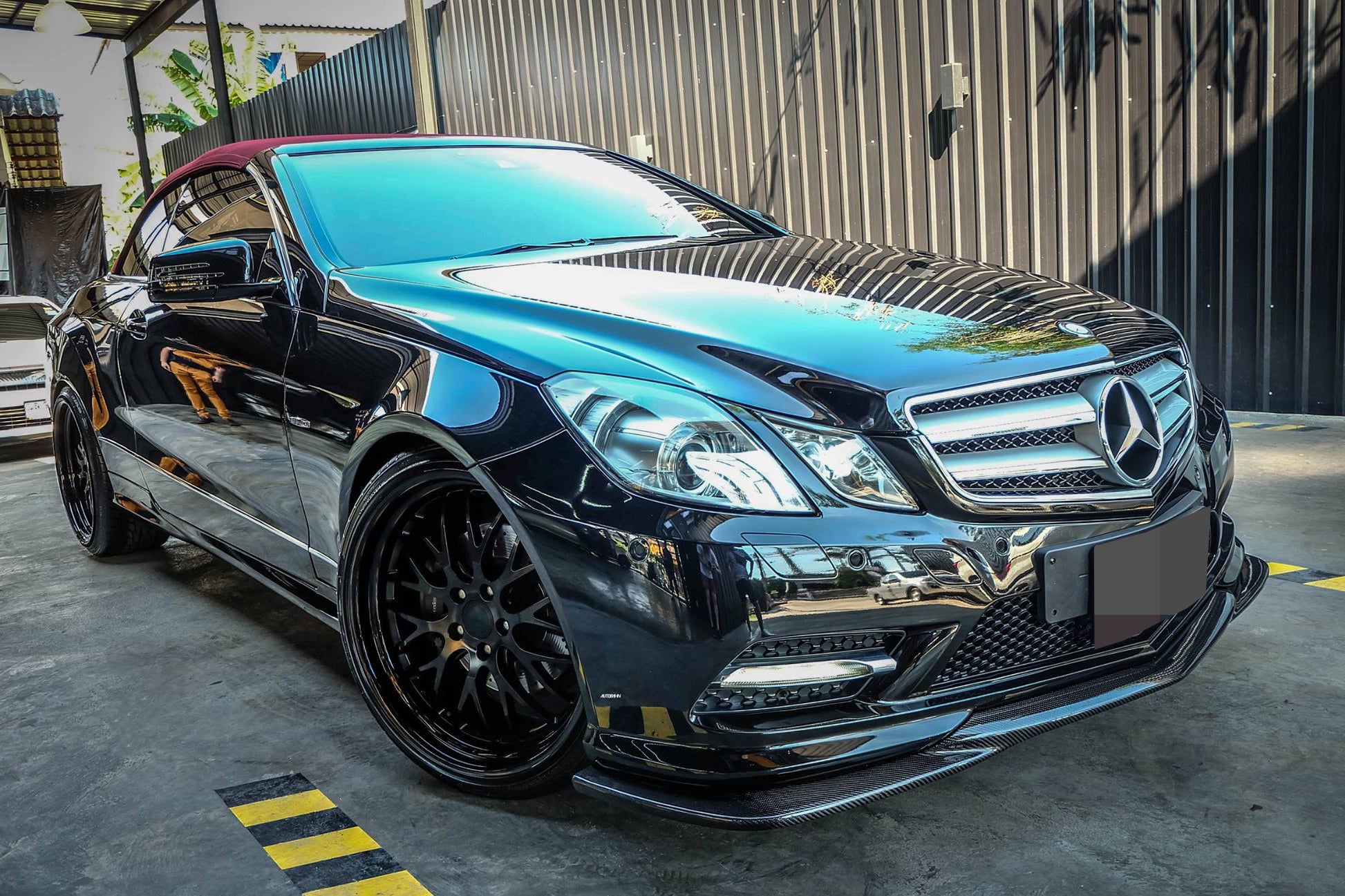 Mercedes Benz W207 E Coupe Carbon Fiber Front Lip
