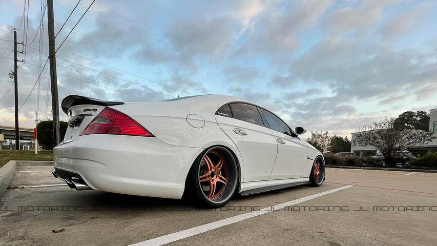 Mercedes W219 CLS Carbon Fiber Side Skirts