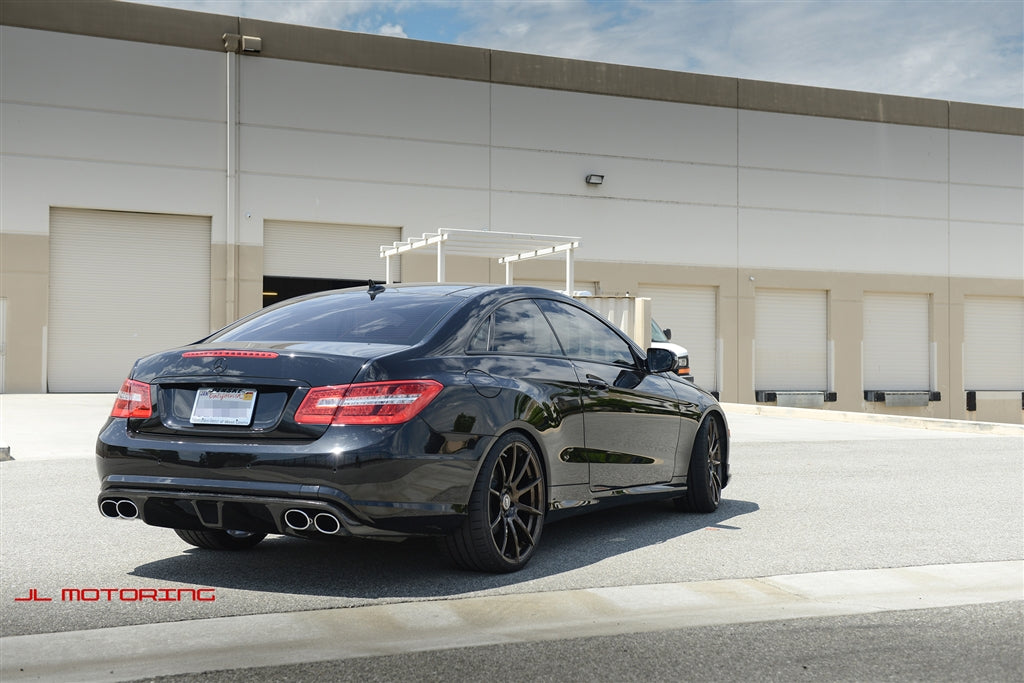 Mercedes Benz E350 E550 Coupe Carbon Fiber Rear Diffuser